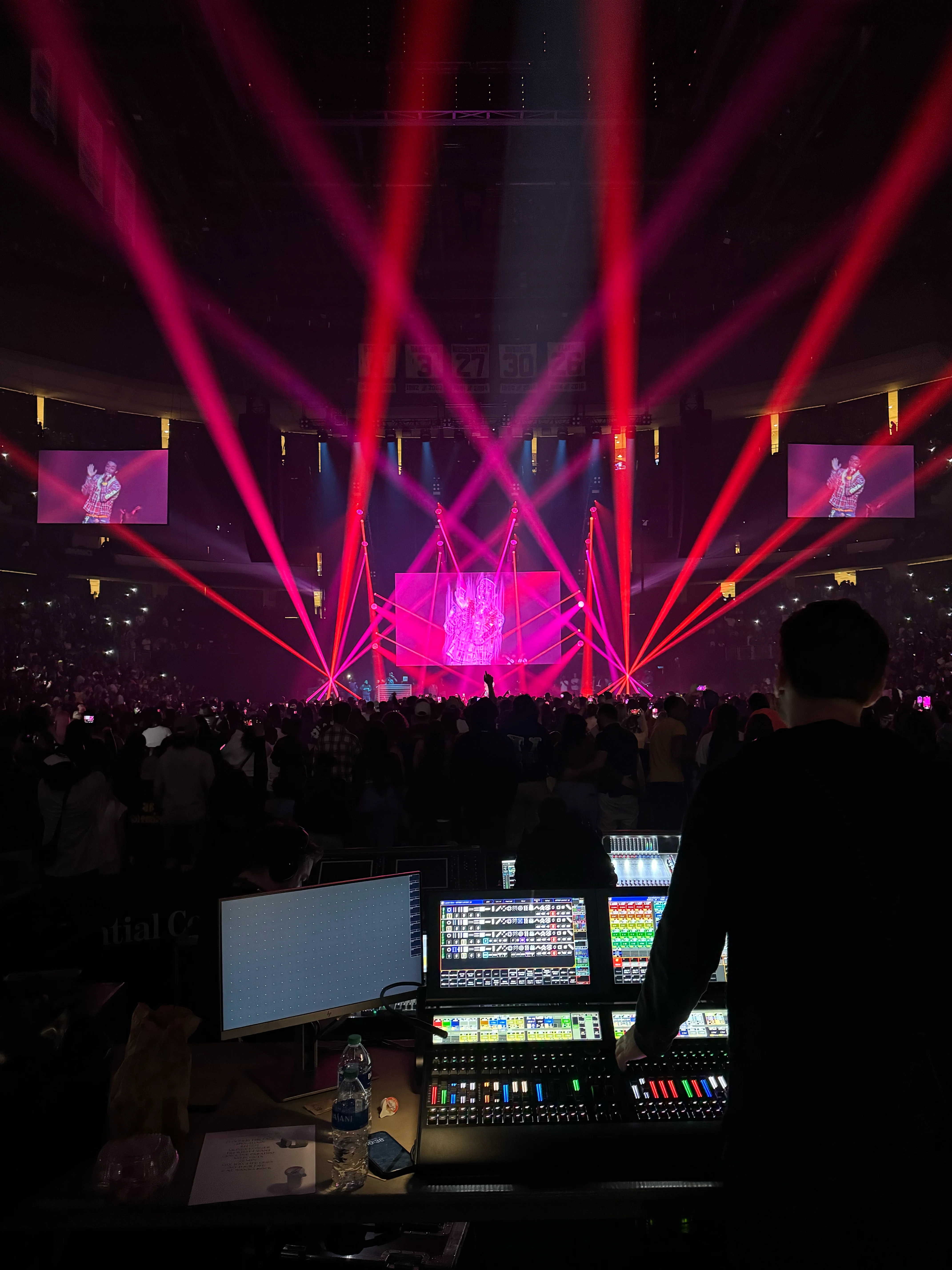 Lil Uzi Vert Touring Visual Services